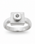 Solo Brick Diamond Ring