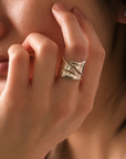 holly leaf ring
