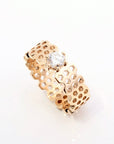 Barb honeycomb ring
