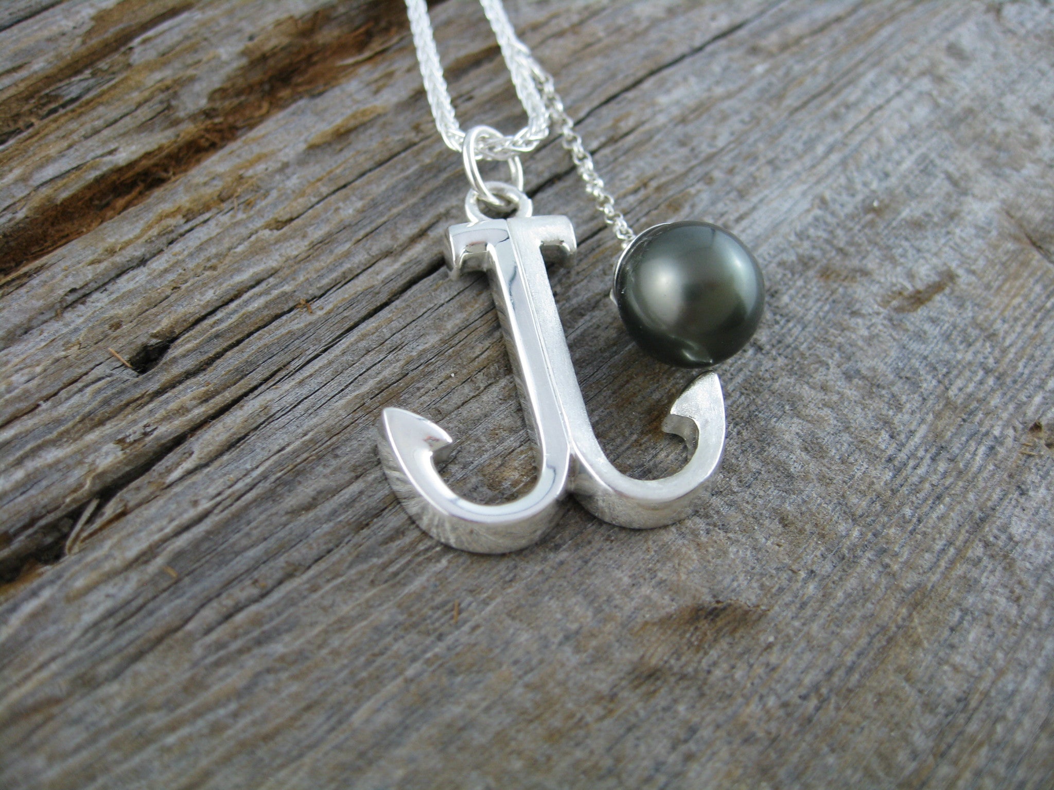 jo-ann anchor necklace