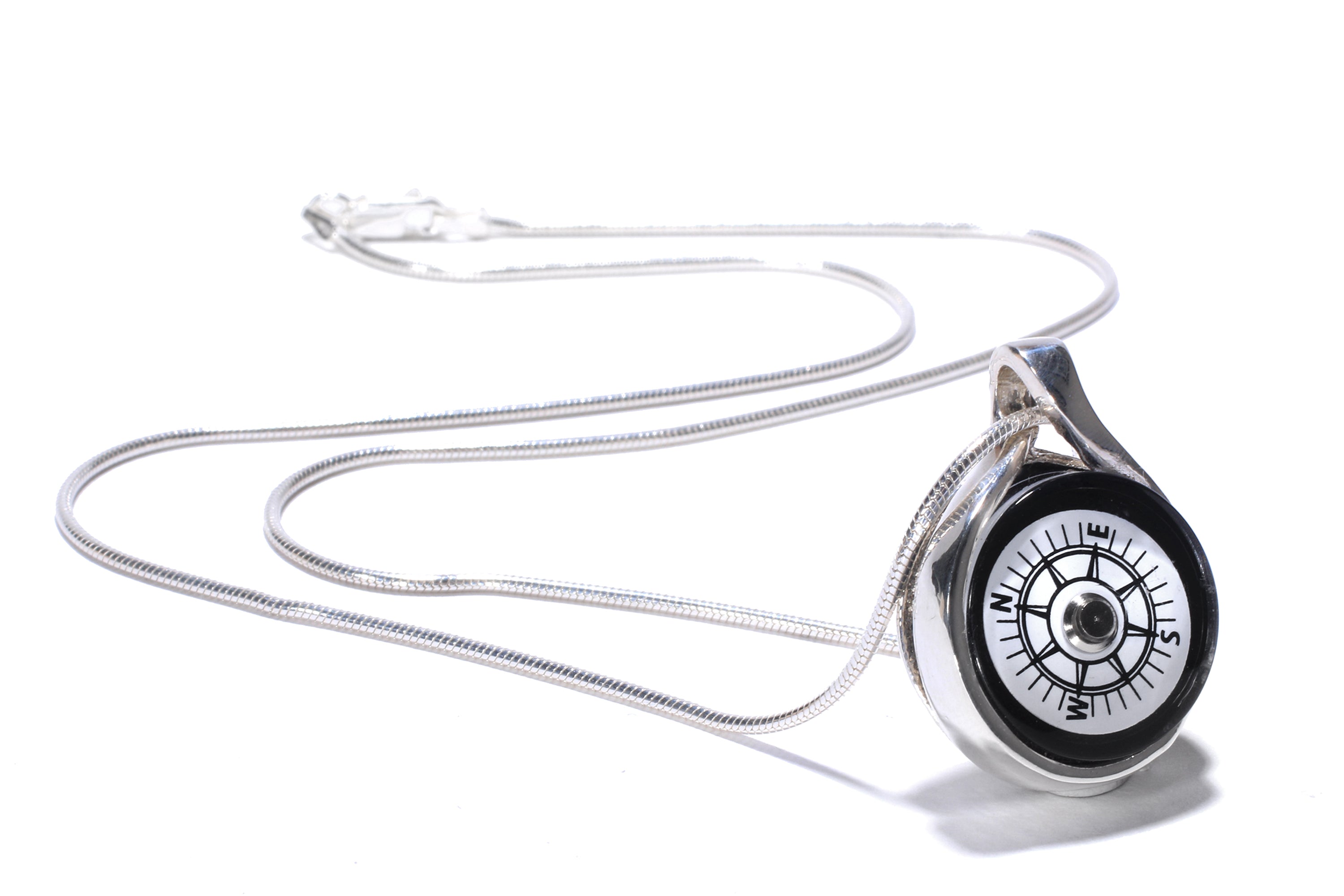 lw compass necklace