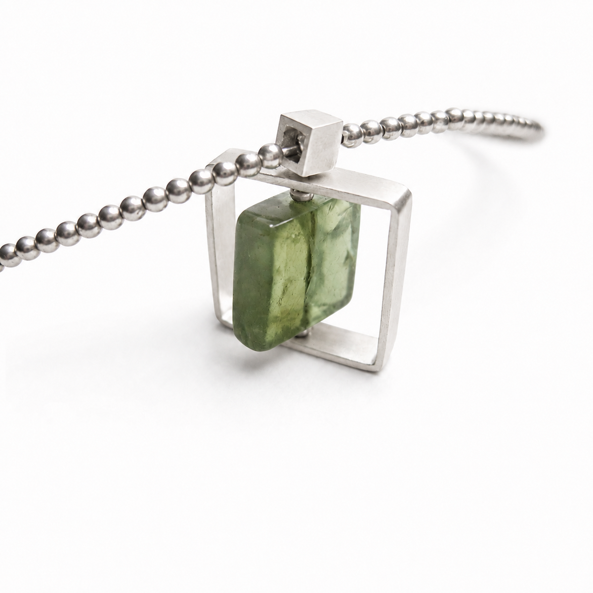Spinning Green Garnet Necklace