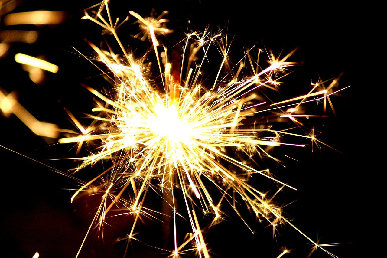 files/sparkler-477598_1280_14b5f702-3906-4c7c-8b80-c597e94fc080.jpg