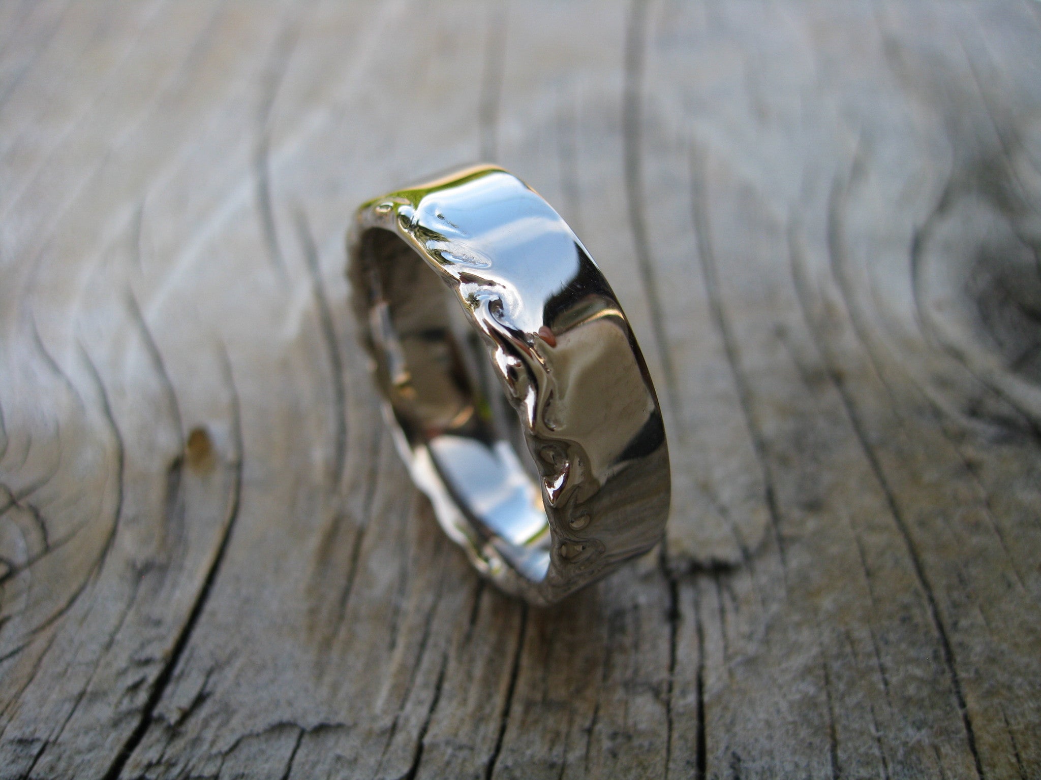 ian&#39;s wedding ring