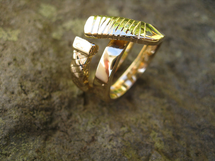 double wrap hockey stick ring gold